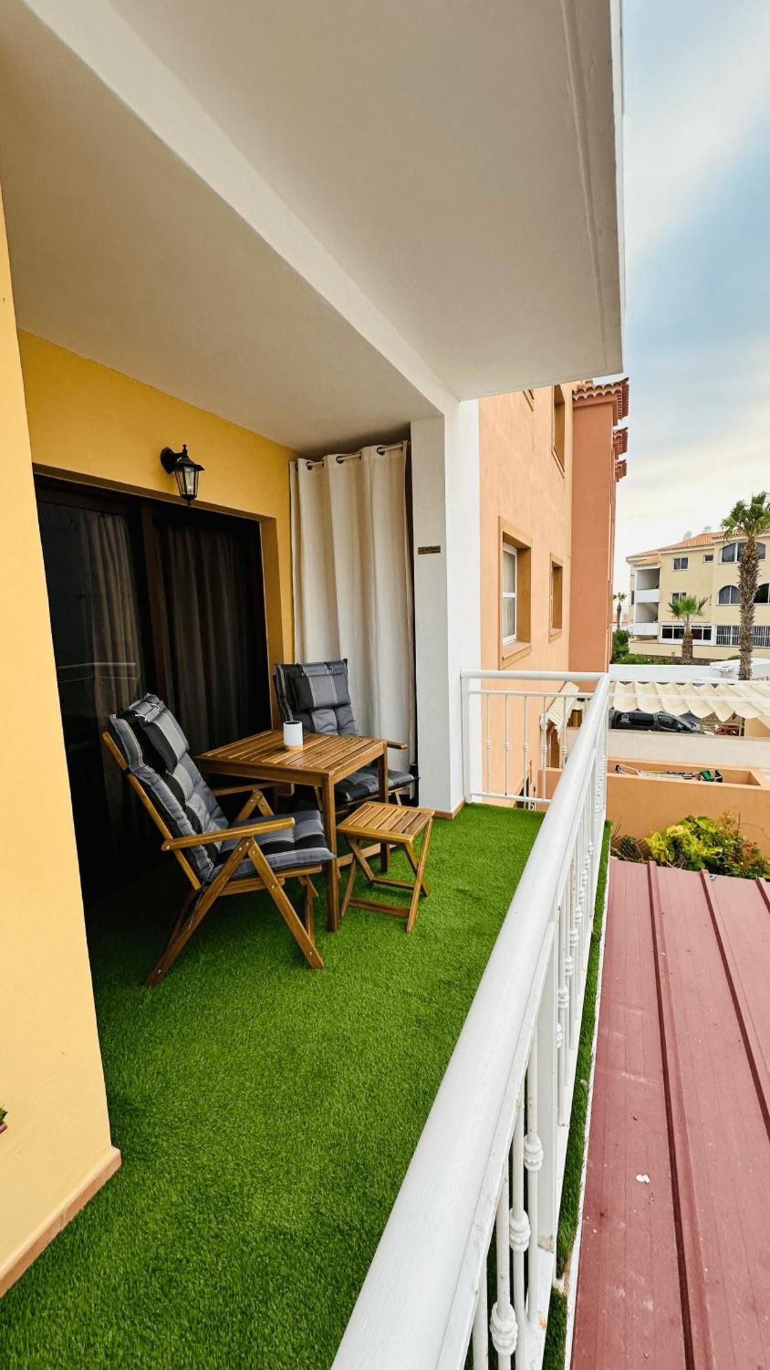 Apartamento Brisas Del Sur - Oasis Tenerife Sur Playa de San Juan  Esterno foto